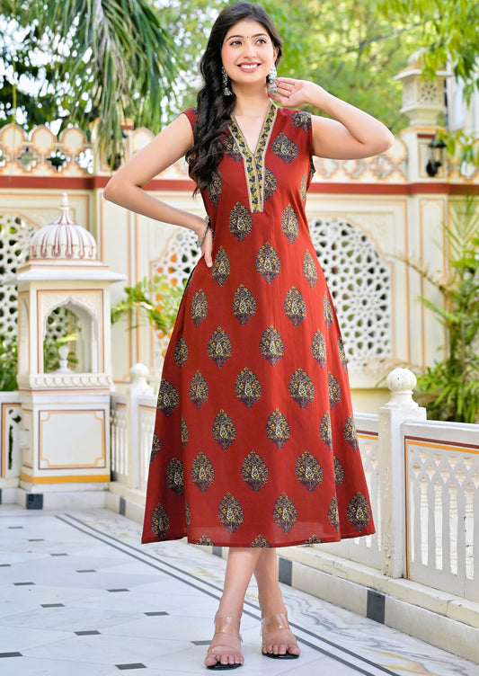 Maroon Floral Sleeveless Kurti with Pocket