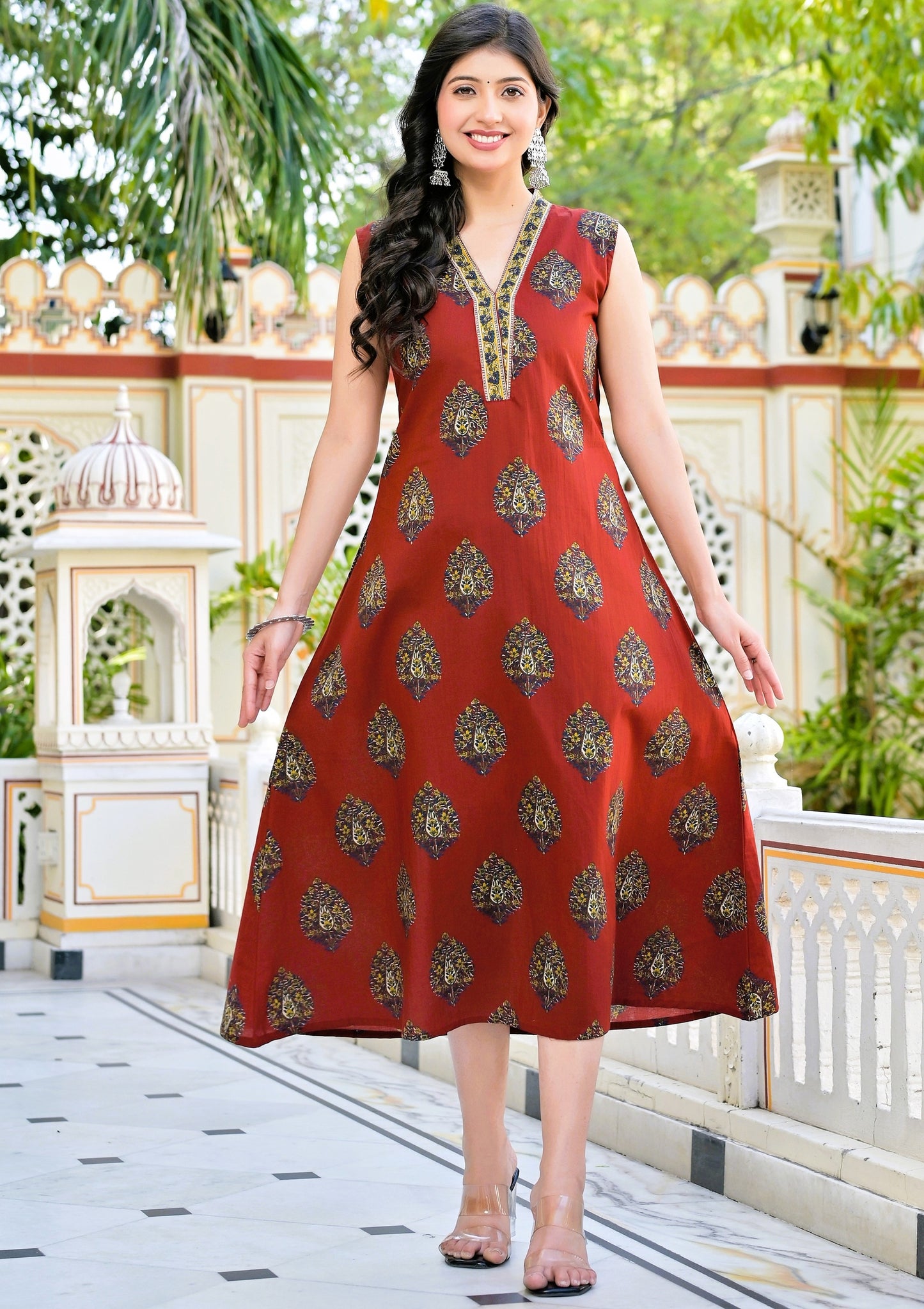 Maroon Floral Sleeveless Kurti with Pocket