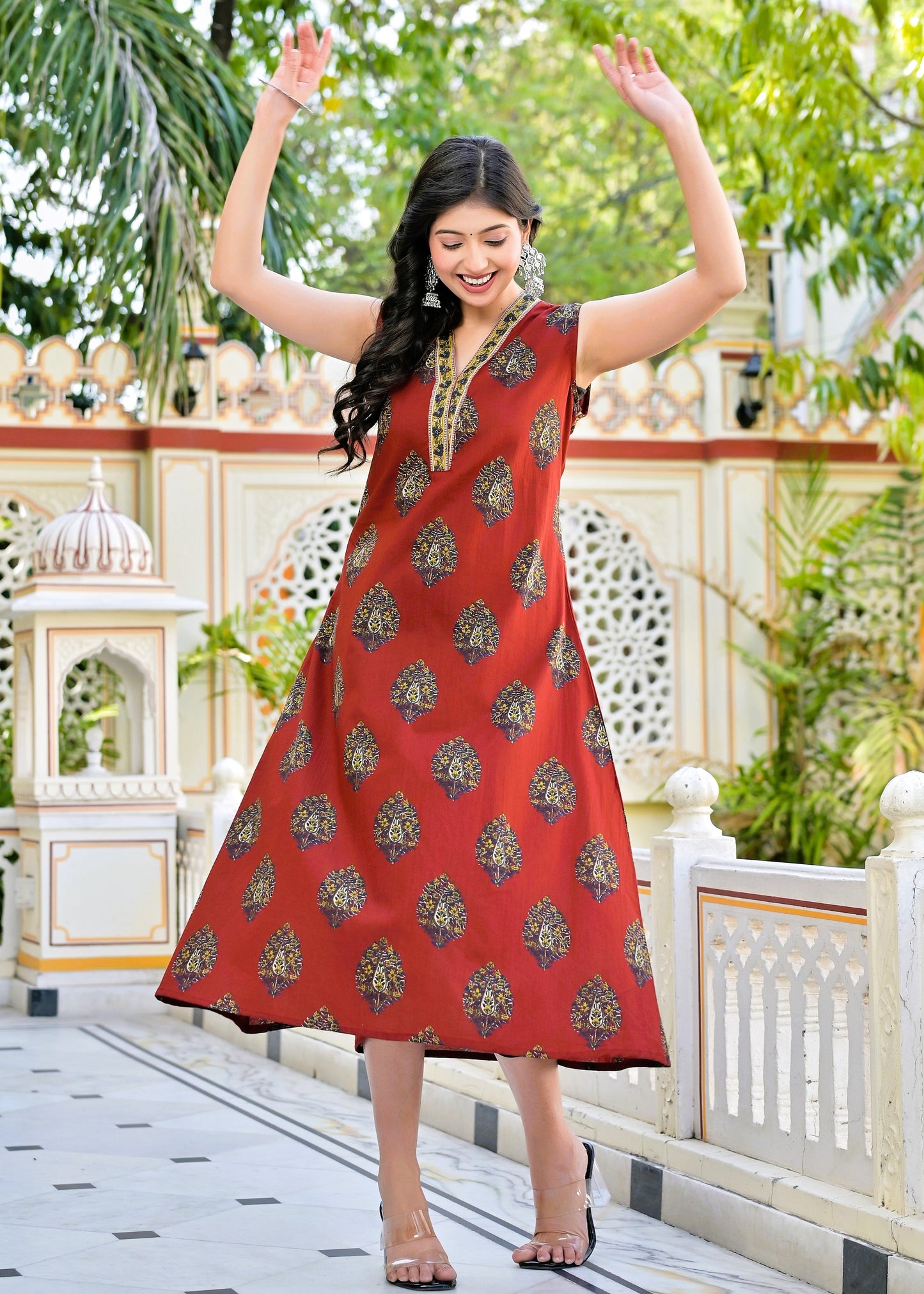 Maroon Floral Sleeveless Kurti with Pocket
