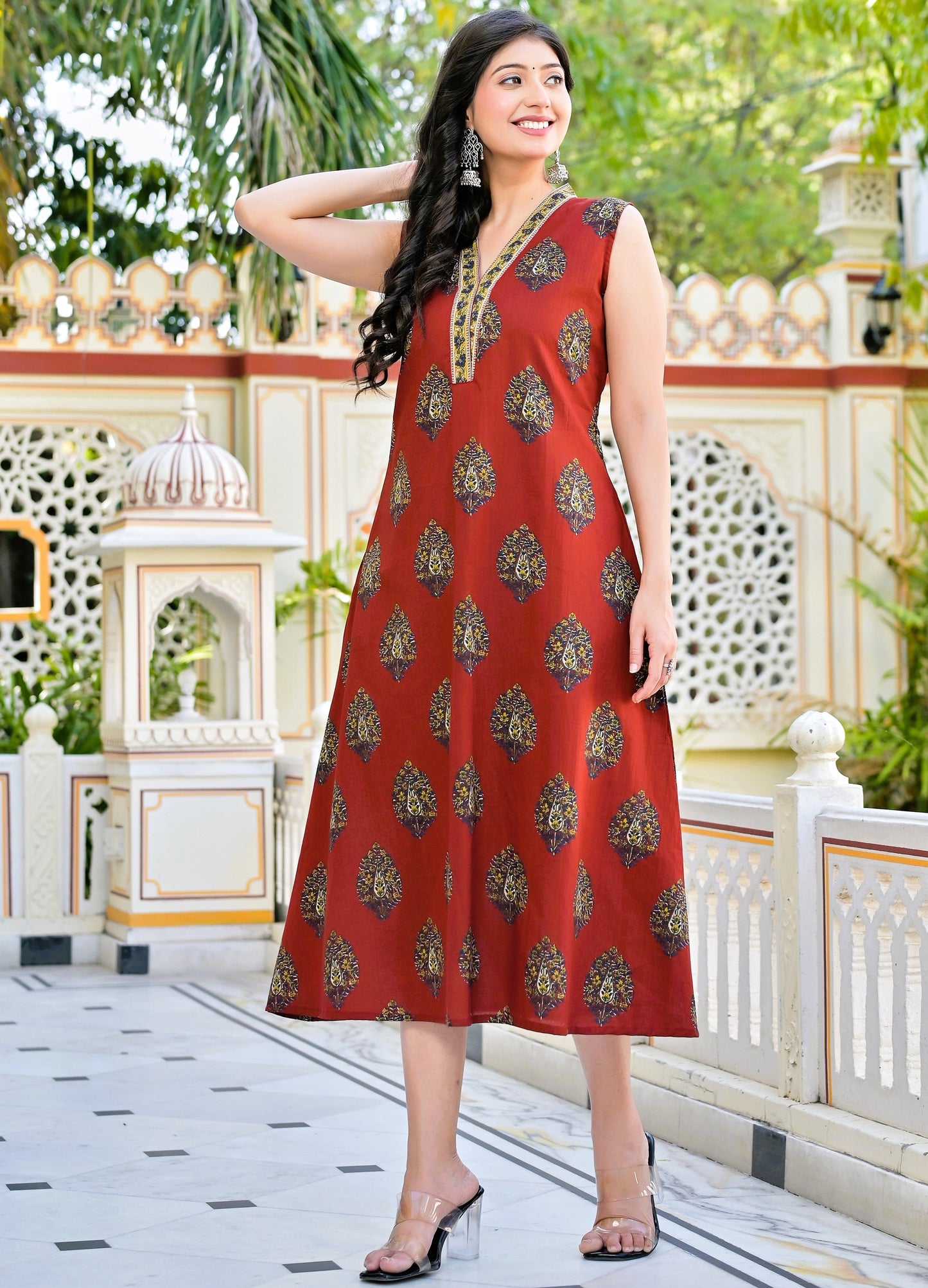 Maroon Floral Sleeveless Kurti with Pocket
