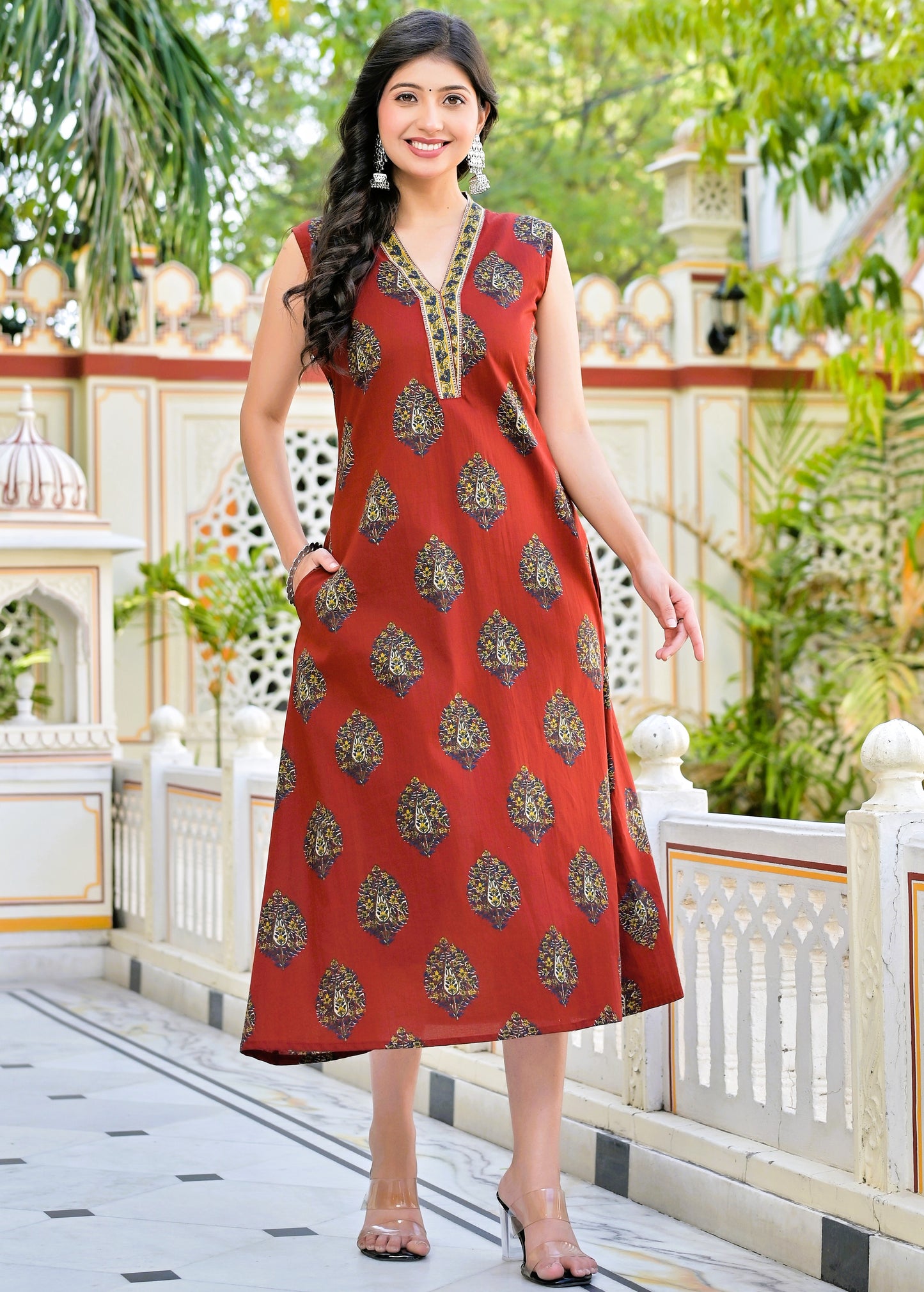Maroon Floral Sleeveless Kurti with Pocket