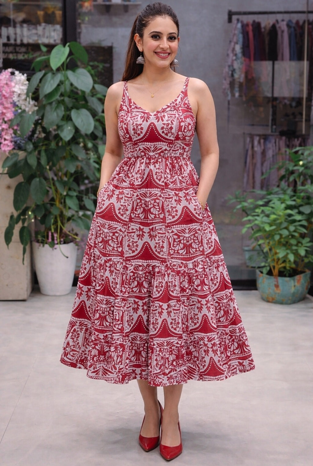 Designer sleeveless red dress with Pocket