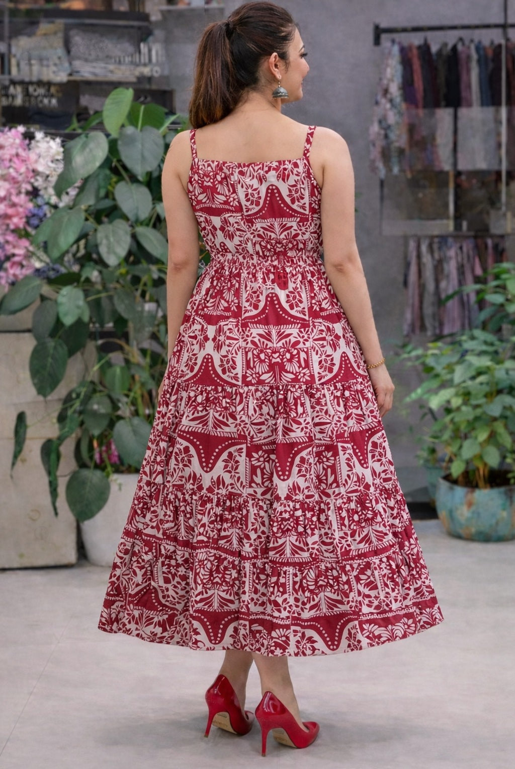 Designer sleeveless red dress with Pocket