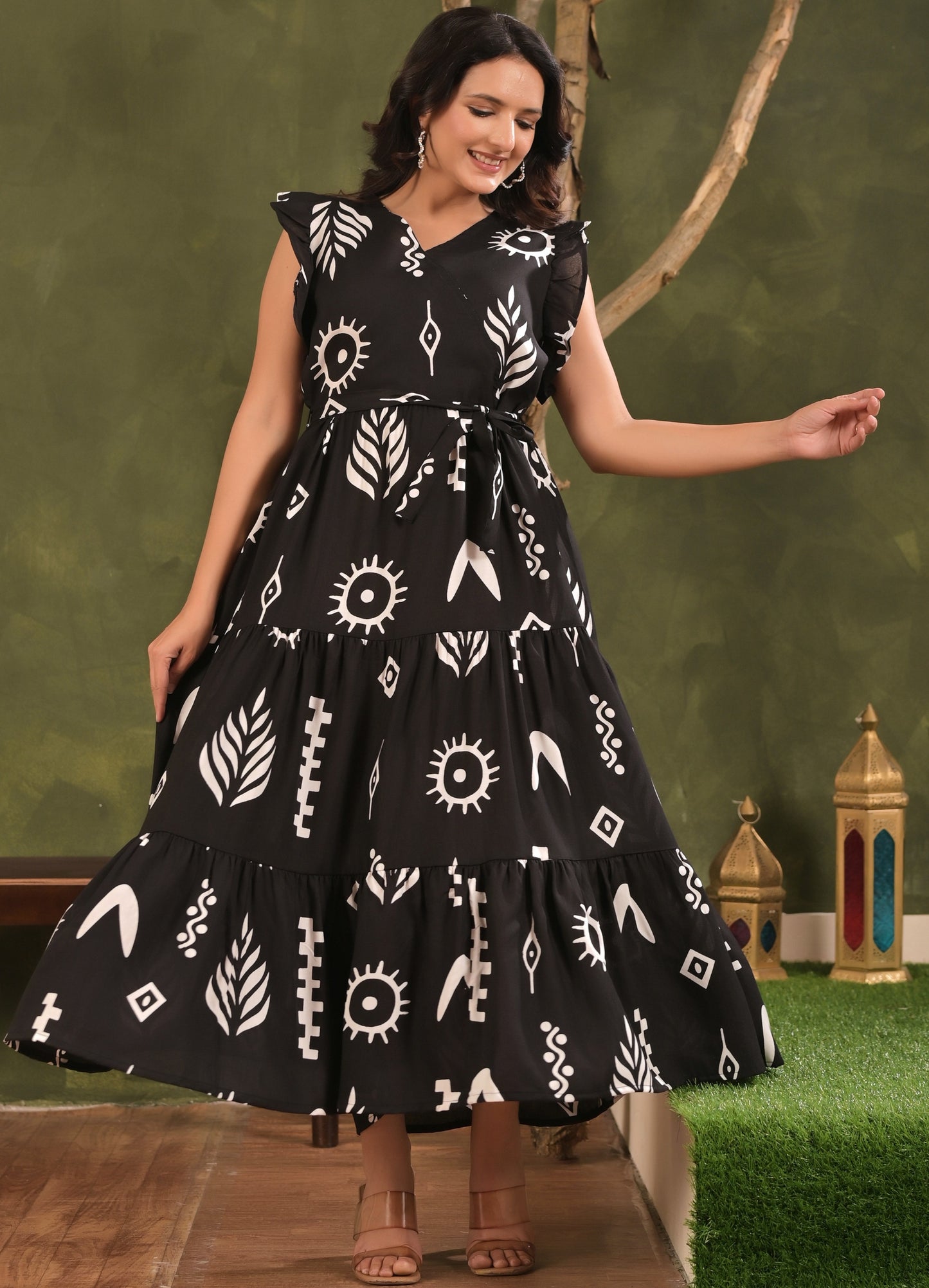 Designer Black Flare sleeve dress with Pocket